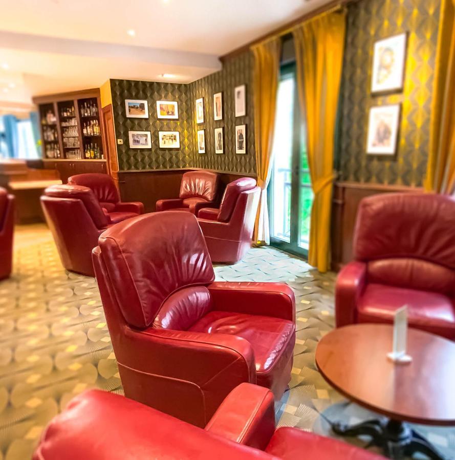 图里皮埃尔餐厅酒店 Vienne-le-Château 外观 照片