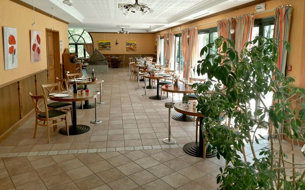 图里皮埃尔餐厅酒店 Vienne-le-Château 外观 照片